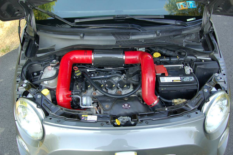 Illustration for article titled At $7,500, Could This Modded 2013 Fiat 500 Abarth be a Small Wonder?